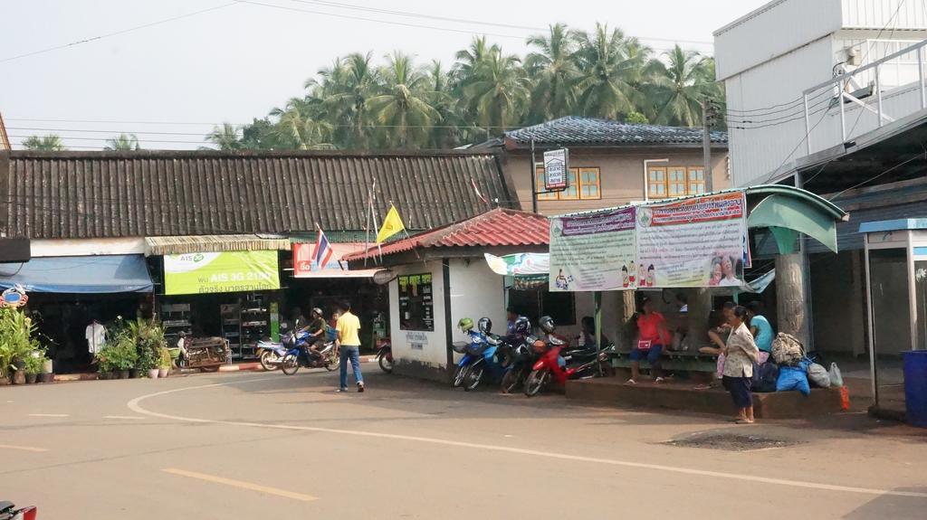 Thongphaphum Place Exterior foto