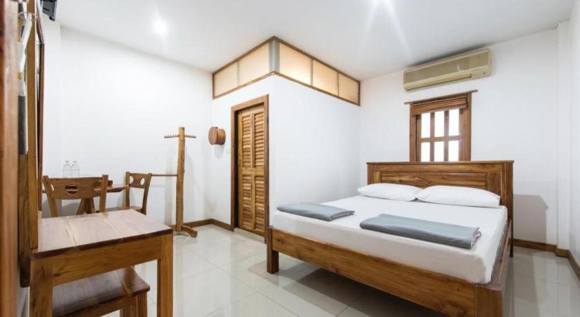 Thongphaphum Place Exterior foto